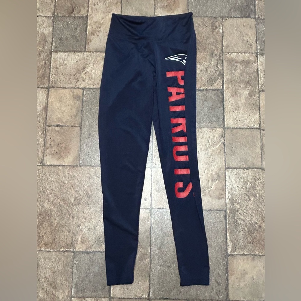 NFL Women's Navy Team Apparel Patriots Ankle Leggings